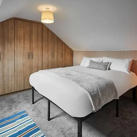 Oswy Street, Whitby. Sleeps Up To 7 Guests Semesterbostad