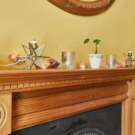 Oswy Street, Whitby. Sleeps Up To 7 Guests Semesterbostad *